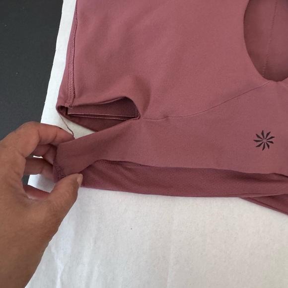Athleta Conscious Cut Out Crop Rose Yoga Athleisure Size Small - Picture 8 of 11